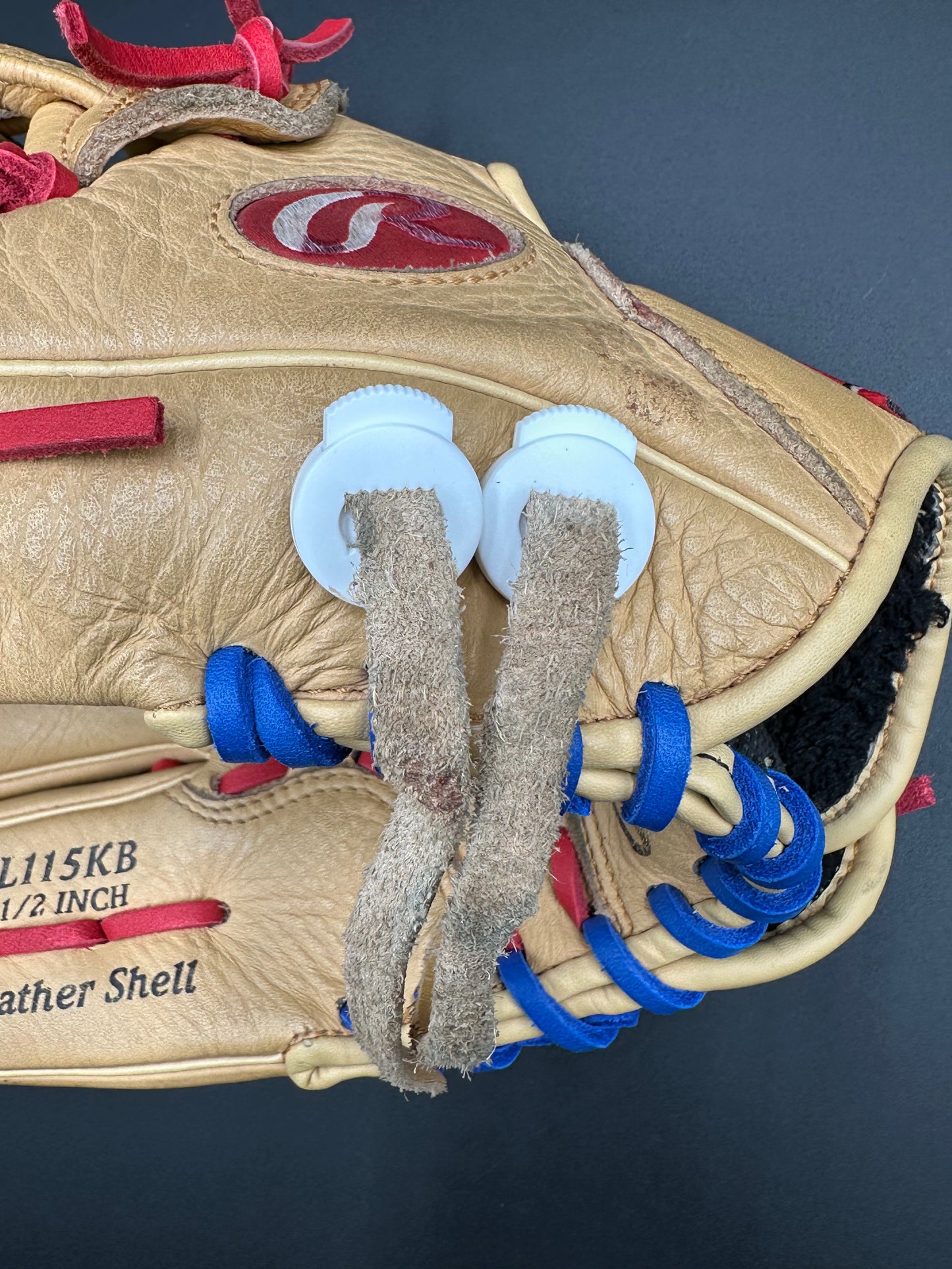 Buckeye Loop Lace Keepers