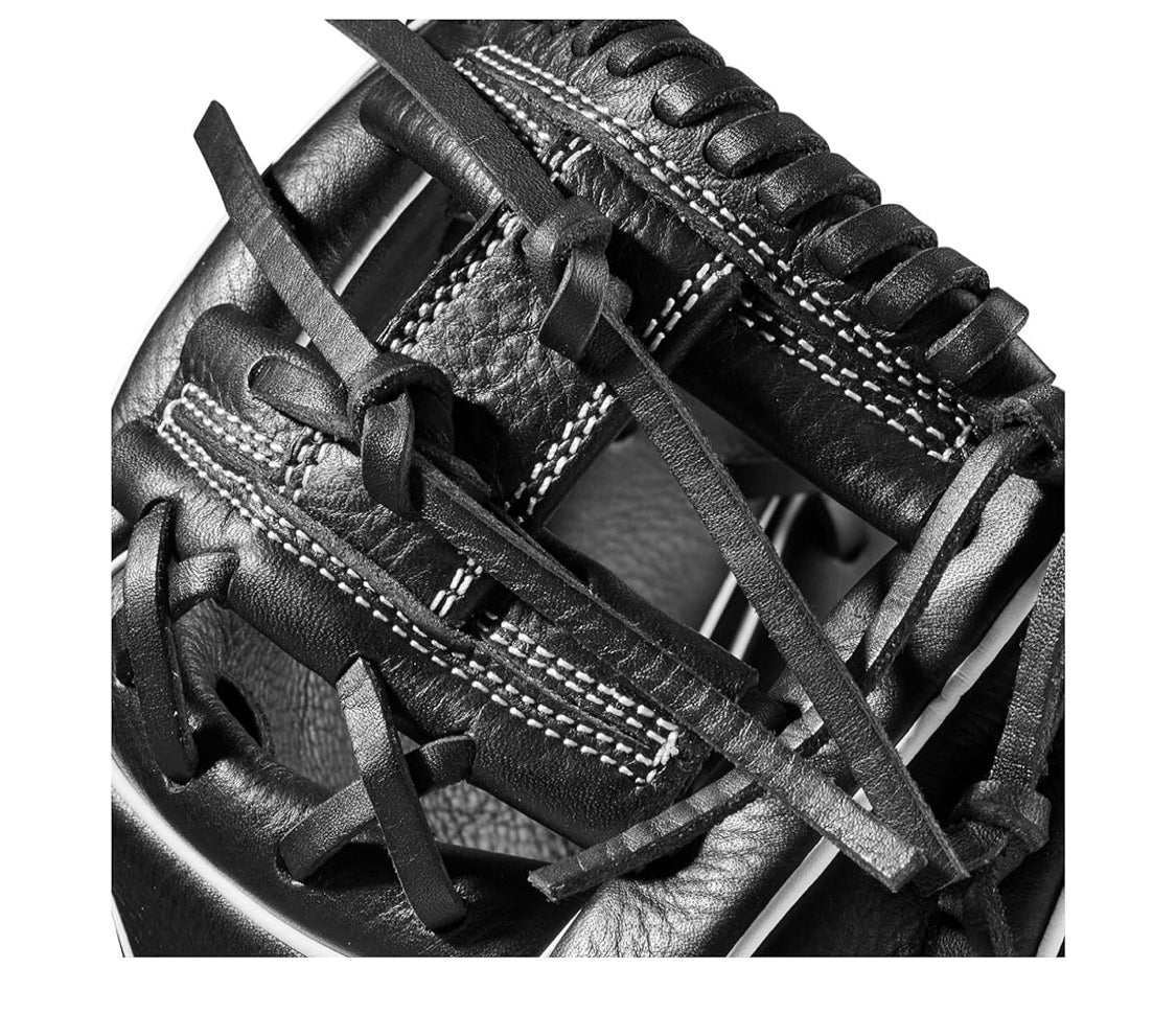 Wilson 10" Trainer Glove - Right Hand Throw